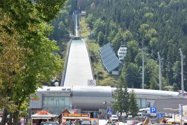 ZAKOPANE, POLAND - 15 Ağustos 2019 'da Polonya' nın Zakopane kentindeki Büyük Krokiew.