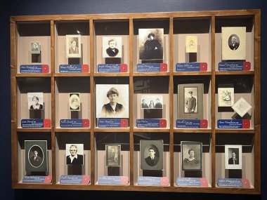 4 Temmuz 2023 'te Branson, Missouri' deki Titanik Müzesi Cazibesi.