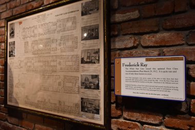 4 Temmuz 2023 'te Branson, Missouri' deki Titanik Müzesi Cazibesi.