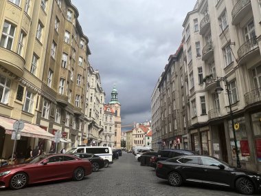 PRAG, CZECH CUBLIC - 9 Temmuz 2022 'de Çek Cumhuriyeti' nin Prag kentinde görüldü..