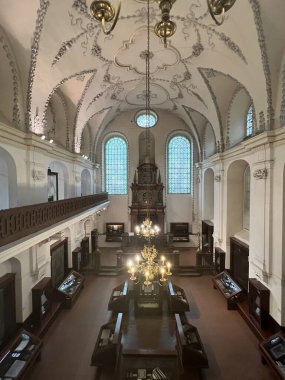PRAG, CZECH Cumhuriyet - 7 Temmuz 2022 'de Çek Cumhuriyeti' nin Prag kentinde görülen Klausen Sinagogu.
