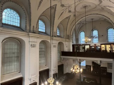 PRAG, CZECH Cumhuriyet - 7 Temmuz 2022 'de Çek Cumhuriyeti' nin Prag kentinde görülen Klausen Sinagogu.