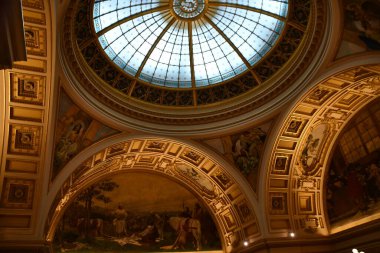 PRAG, CZECH Cumhuriyet - 7 Temmuz 2022 'de Çek Cumhuriyeti Prag' daki Ulusal Müze.