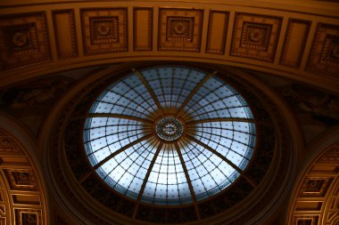 PRAG, CZECH Cumhuriyet - 7 Temmuz 2022 'de Çek Cumhuriyeti Prag' daki Ulusal Müze.