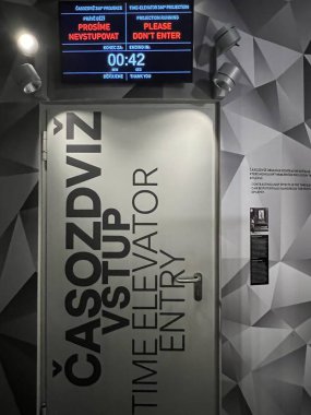 PRAG, CZECH REPUBLIC - 7 Temmuz 2022 'de Çek Cumhuriyeti Prag' da Yeni Ulusal Müze.