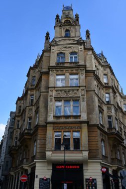 PRAG, CZECH CUBLIC - 9 Temmuz 2022 'de Çek Cumhuriyeti' nin Prag kentinde görüldü..