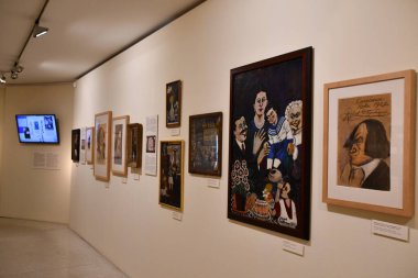 PRAG, CZECH REPUBLIC - 8 Temmuz 2022 'de Çek Cumhuriyeti Prag' daki Robert Guttmann Galerisi.