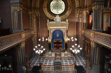 PRAG, CZECH REPUBLIC - 8 Temmuz 2022 'de Çek Cumhuriyeti Prag' da İspanyol Sinagogu.