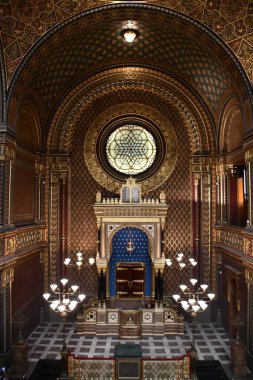 PRAG, CZECH REPUBLIC - 8 Temmuz 2022 'de Çek Cumhuriyeti Prag' da İspanyol Sinagogu.