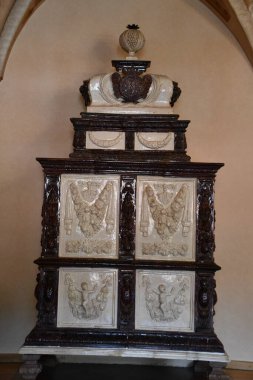 PRAG, CZECH REPUBLIC - 6 Temmuz 2022 'de Çek Cumhuriyeti' nin Prag kentindeki Troja Sarayı 'ndaki Şehir Galerisi.