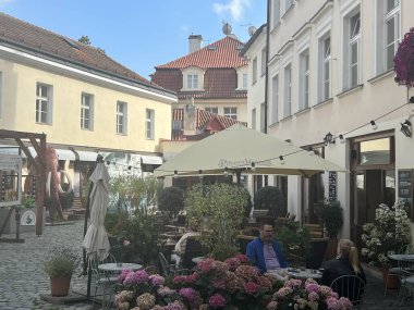 PRAG, CZECH CUBLIC - 9 Temmuz 2022 'de Çek Cumhuriyeti' nin Prag kentinde görüldü..