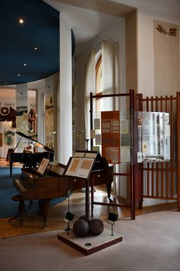 PRAG, CZECH CUBLIC - 8 Temmuz 2022 'de Çek Cumhuriyeti Prag' daki Bedrich Smetana Müzesi.