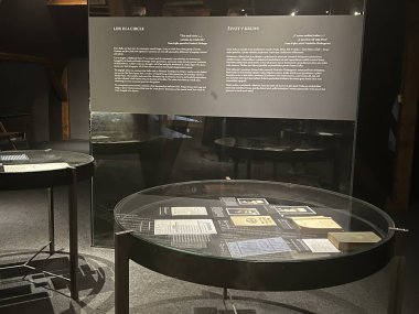 PRAG, CZECH Cumhuriyet - 8 Temmuz 2022 'de Çek Cumhuriyeti Prag' daki Franz Kafka Müzesi.