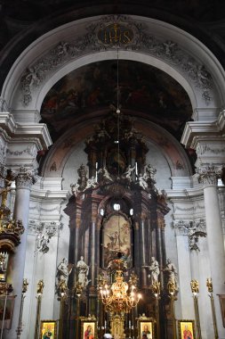 PRAG, CZECH CUBLIC - 8 Temmuz 2022 'de Çek Cumhuriyeti Prag' daki St Clements Katedrali.