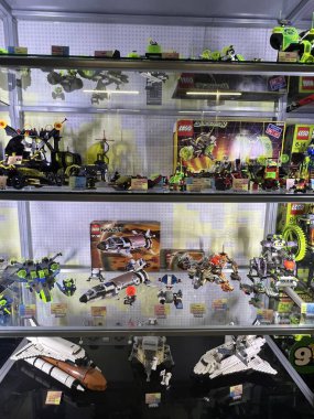 PRAG, CZECH CUBLIC - 9 Temmuz 2022 'de Çek Cumhuriyeti Prag' daki Lego Müzesi.