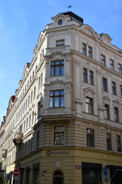 PRAG, CZECH REPUBLIC - 9 Temmuz 2022 'de Çek Cumhuriyeti' nin Prag kentindeki Victorinox mağazası.