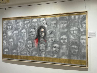 MUMBAI, INDIA - 21 Şubat 2024 'te Hindistan' ın Mumbai kentindeki Jehangir Sanat Galerisinde sergi.