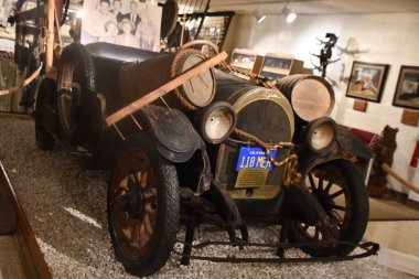 6 Temmuz 2023 'te Branson, Missouri' deki Ozarks Üniversitesi 'nde Ralph Foster Müzesi' nde görüldü..