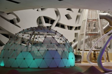 DUBAI, BAE - 29 Aralık 2023 'te Dubai, BAE' deki Geleceğin Kahramanları Müzesi 'nde Geleceğin Kahramanları sergisi.