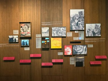 NEW YORK NY - 30 Mart 2023 'te görüldüğü gibi, New York' taki Çin Müzesi 'nde sergi.