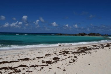 Turks ve Caicos Adalarındaki Orta Caicos 'taki Mudjin Limanı manzarası