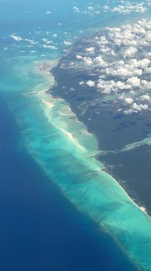 Karayip Adaları 'nın bir uçaktan havadan görünüşü