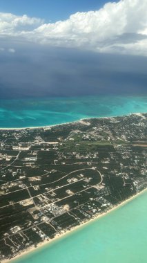 Karayip Adaları 'nın bir uçaktan havadan görünüşü