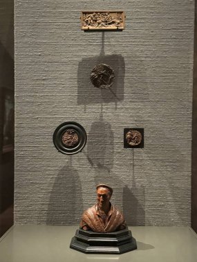 TORONTO, CANADA - 26 Mayıs 2024 'te Kanada' nın Toronto kentindeki Ontario Sanat Galerisinde sergi.