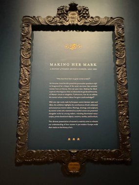 TORONTO, CANADA - 26 Mayıs 2024 'te Kanada' nın Toronto kentindeki Ontario Sanat Galerisinde sergi.