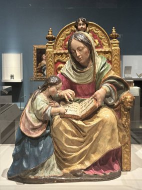 TORONTO, CANADA - 26 Mayıs 2024 'te Kanada' nın Toronto kentindeki Ontario Sanat Galerisinde sergi.