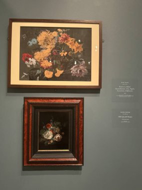 TORONTO, CANADA - 26 Mayıs 2024 'te Kanada' nın Toronto kentindeki Ontario Sanat Galerisinde sergi.