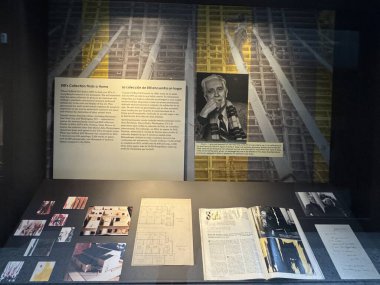 22 Haziran 2024 'te Denver, Colorado' daki Clyfford Still Müzesi 'nde sergi açıldı..