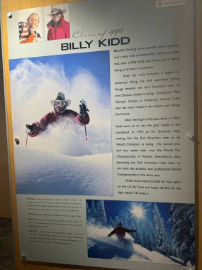 DENVER, CO - 22 Haziran 2024 'te Denver, Colorado' daki Mile High Stadyumu 'ndaki Empower Field Spor Salonu' nda görüldü..