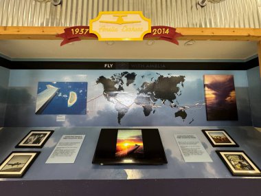 22 Haziran 2024 'te Denver, Colorado' daki Rocky Hava ve Uzay Müzesi 'nde Amelia Earhart sergisi açıldı..