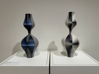 TORONTO, ON - 27 Mayıs 2024 Uluslararası Seramik Sanat Fuarı Toronto, Kanada 'daki Gardiner Müzesi, 27 Mayıs 2024.