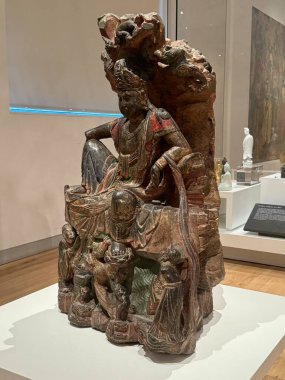 TORONTO, ON - 25 Mayıs 2024 'te Kanada' nın Toronto kentindeki Royal Ontario Müzesinde Asya Koleksiyonu sergisi.