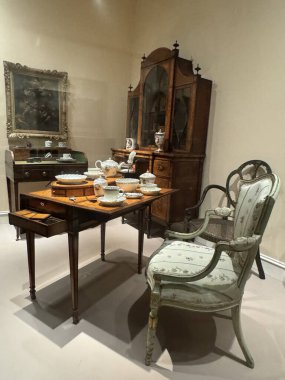 25 Mayıs 2024 'te Kanada' nın Toronto kentindeki Royal Ontario Müzesi 'ndeki Samuel Avrupa Galerileri' nde görüldü..