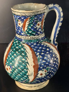 TORONTO, ON - 25 Mayıs 2024 'te Toronto, Kanada' daki Aga Khan Müzesi 'nde sergi.