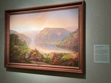 NEW BRITAIN, CT - 4 Mayıs: 4 Mayıs 2024 'te Connecticut' taki Yeni Britanya Amerikan Sanatları Müzesi 'nde sergi.