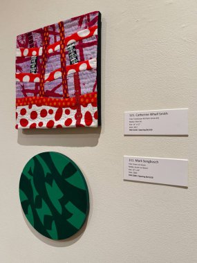 NEW BRITAIN, CT - 4 Mayıs: 4 Mayıs 2024 'te Connecticut' taki Yeni Britanya Amerikan Sanatları Müzesi 'nde sergi.