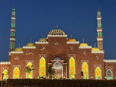 DUBAI, BAE - 30 Aralık 2023 'te Al Barsha, BAE' deki Al Salam Camii.