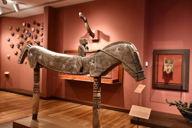 HONOLULU, HI - 20 AUG: 20 Ağustos 2022 'de Hawaii' deki Honolulu Sanat Müzesi 'nde görüldüğü gibi.