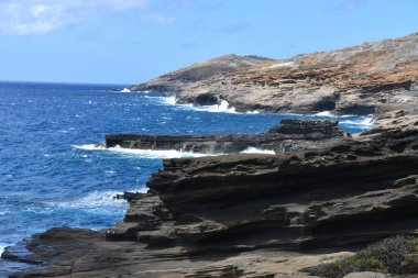 Hawaii 'deki Oahu sahilinin kıyı şeridi manzarası.