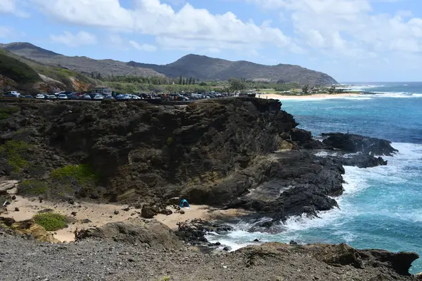 Hawaii 'deki Oahu sahilinin kıyı şeridi manzarası.