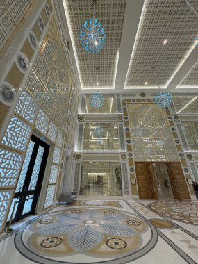 ABU DHABI, BAE - 31 Aralık 2023 'te Abu Dabi, BAE' de Birleşik Arap Emirlikleri 'nin Qasr Al-Watan başkanlık sarayı.