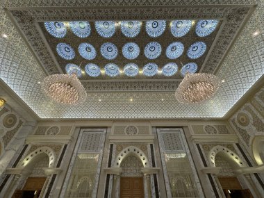 ABU DHABI, BAE - 31 Aralık 2023 'te Abu Dabi, BAE' de Birleşik Arap Emirlikleri 'nin Qasr Al-Watan başkanlık sarayı.