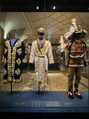 ABU DHABI, BAE - 31 Aralık 2023 'te Abu Dabi, BAE' deki Birleşik Arap Emirlikleri 'nin Qasr Al-Watan başkanlık sarayında Başkanlık Hediyeleri sergisi.