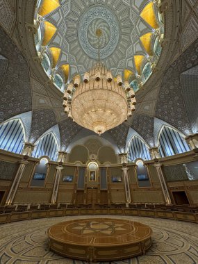 ABU DHABI, BAE - 31 Aralık 2023 'te Abu Dabi, BAE' de Birleşik Arap Emirlikleri 'nin Qasr Al-Watan başkanlık sarayındaki İşbirliği Salonu' nun Ruhu.