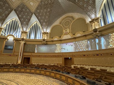 ABU DHABI, BAE - 31 Aralık 2023 'te Abu Dabi, BAE' de Birleşik Arap Emirlikleri 'nin Qasr Al-Watan başkanlık sarayındaki İşbirliği Salonu' nun Ruhu.