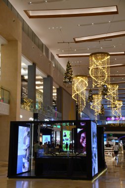 ABU DHABI, 31 Aralık 2023 'te Abu Dabi, BAE' deki Yas AVM 'de görüldü..